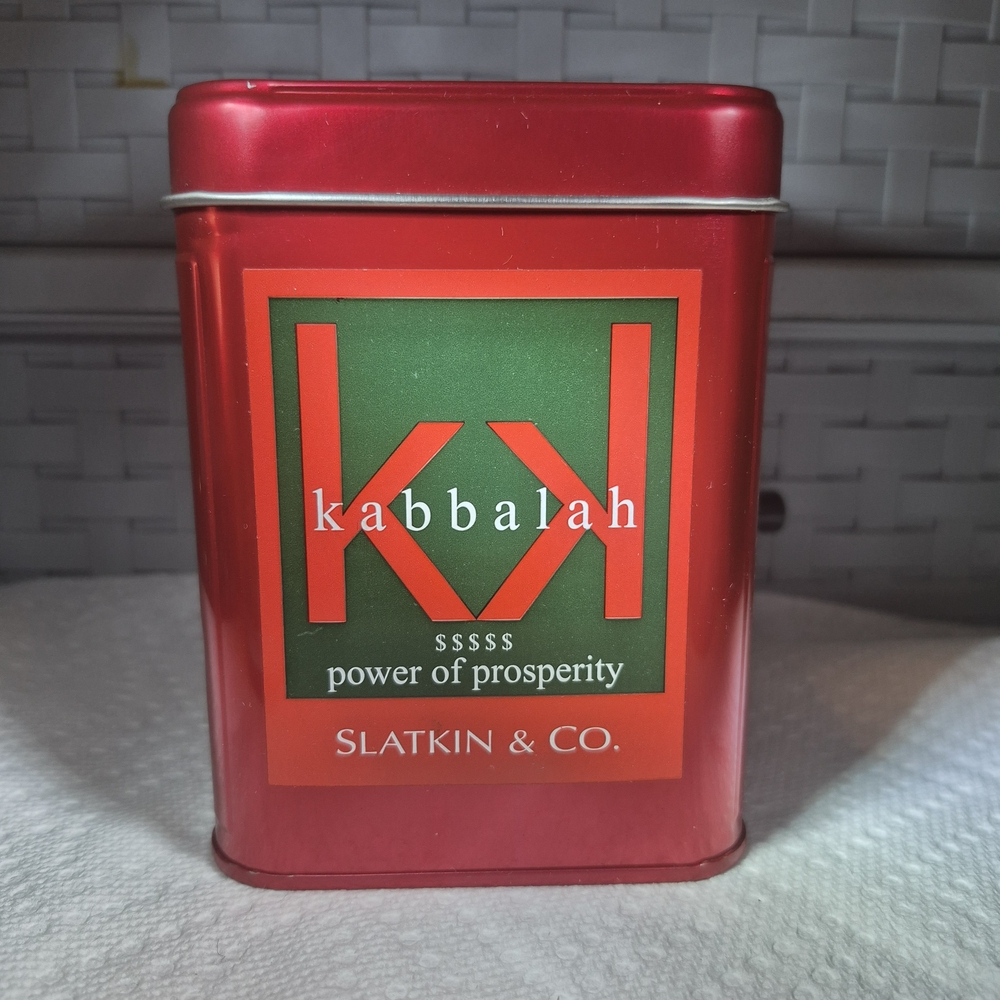 Power of Prosperity Slatkin & Co. Kabbalah Candle & Red String